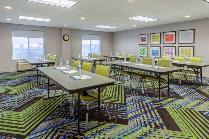Holiday Inn Express & Suites Vandalia by IHG