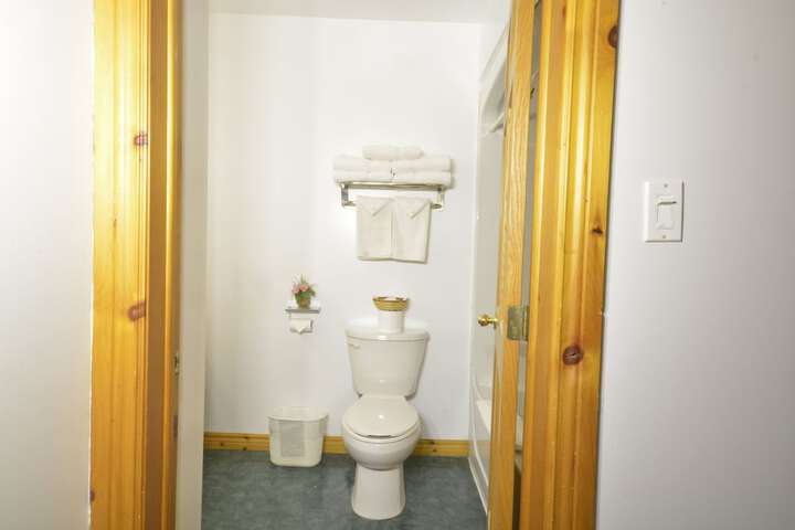 Room 124 of 181