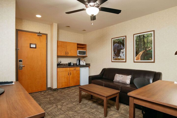 Room 19 of 53