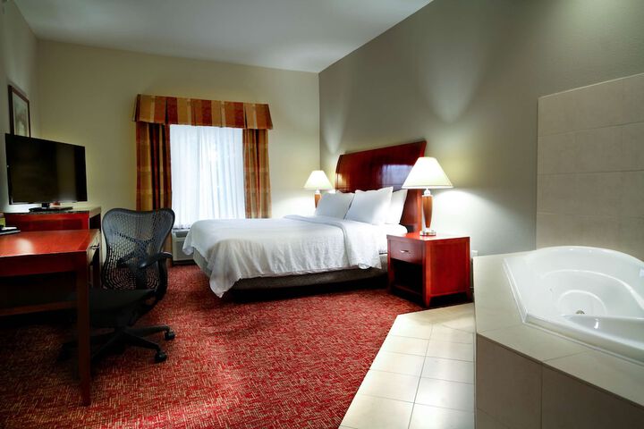 Room 7 of 13