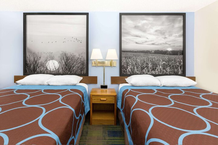 Room 14 of 17