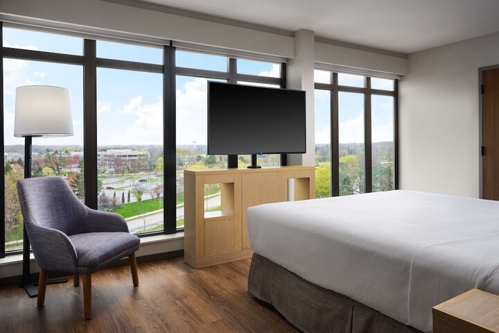 Room 25 of 60