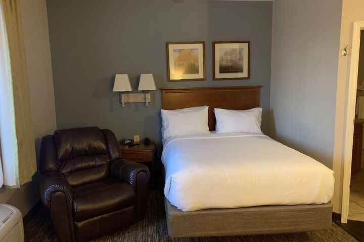 Room 27 of 31