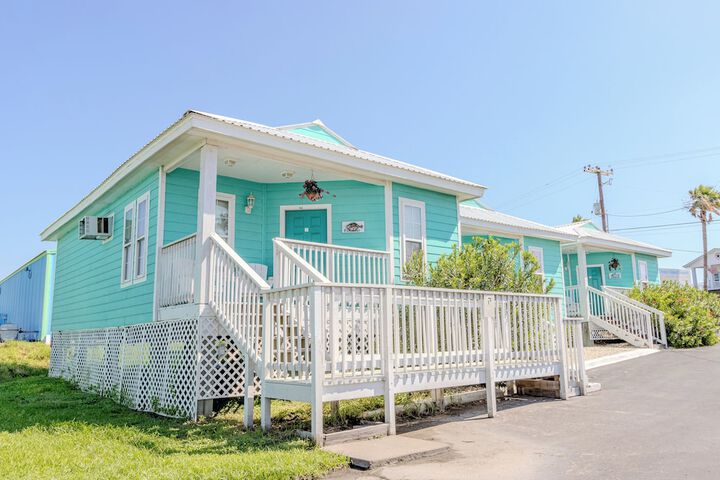 Shark Reef Resort Motel & Cottages