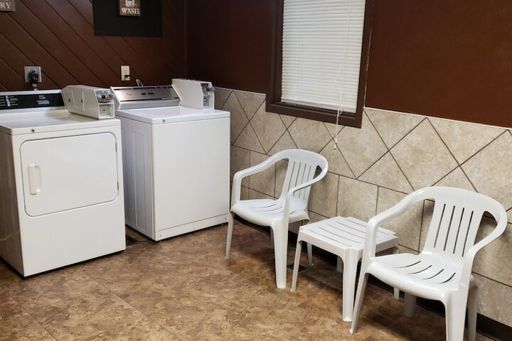 Room 4 of 51
