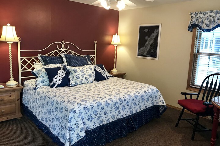 Room 21 of 157