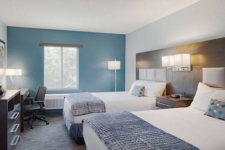 Room 21 of 39