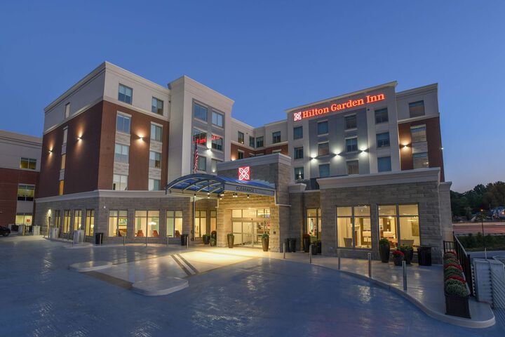 Hotel 6 of 56