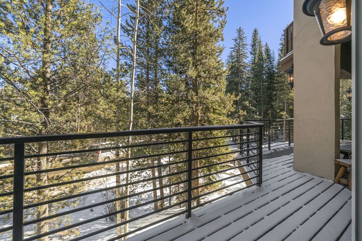 Terrace/Patio 106 of 113
