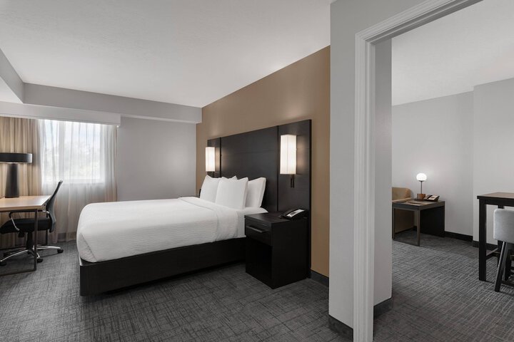 Room 20 of 35