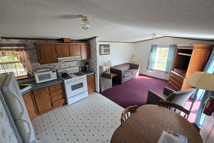 Lake View Motel