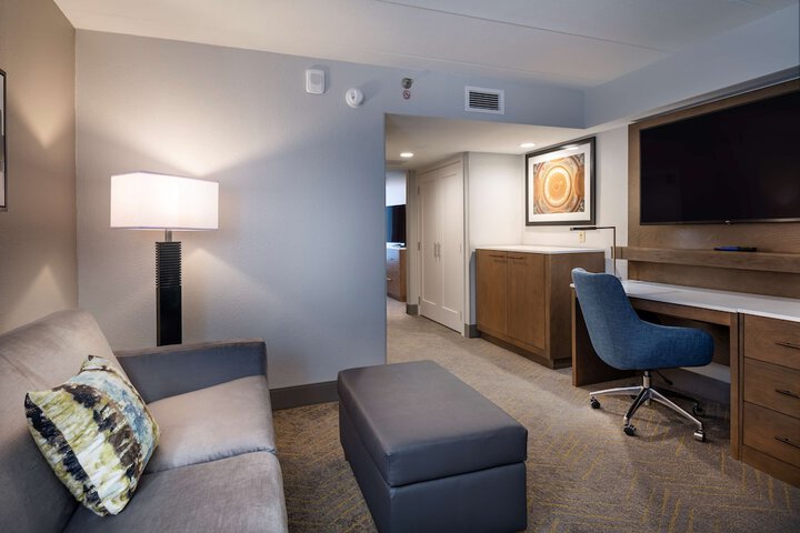 Room 44 of 80