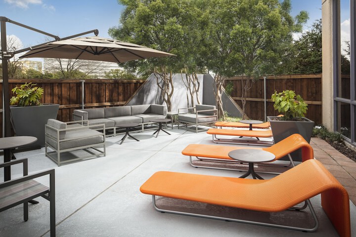 Terrace/Patio 34 of 34