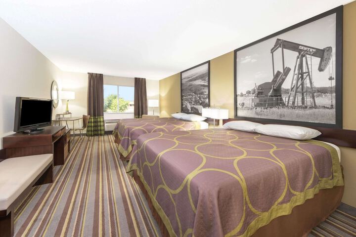 Room 5 of 13