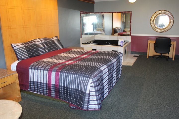 Room 27 of 99