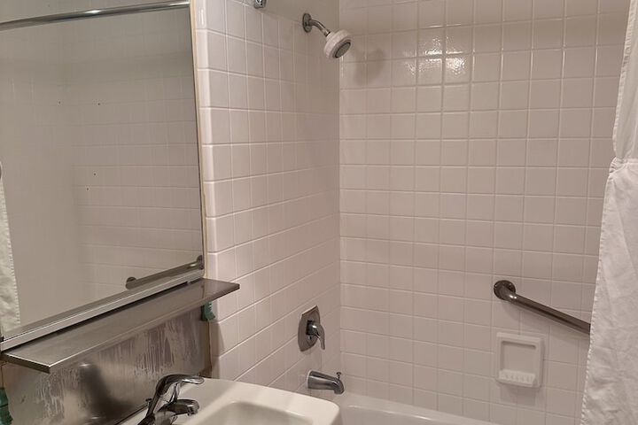 Room 22 of 56