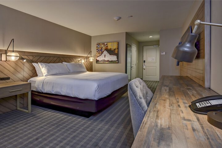 Room 11 of 23