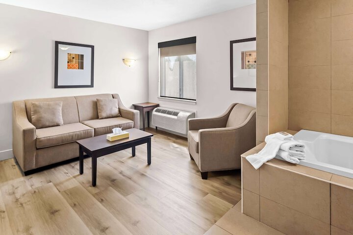 Best Western Maple Ridge Hotel