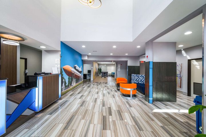 Clarion Pointe Madison Huntsville