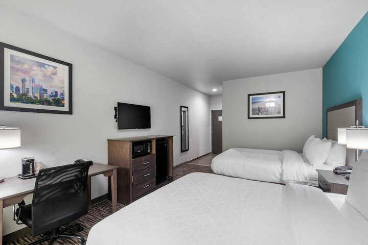 Room 14 of 29