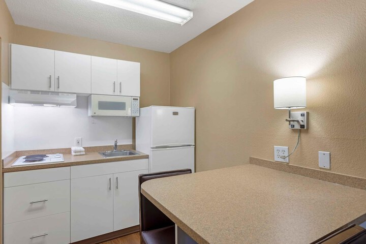 Extended Stay America Suites Portland Tigard