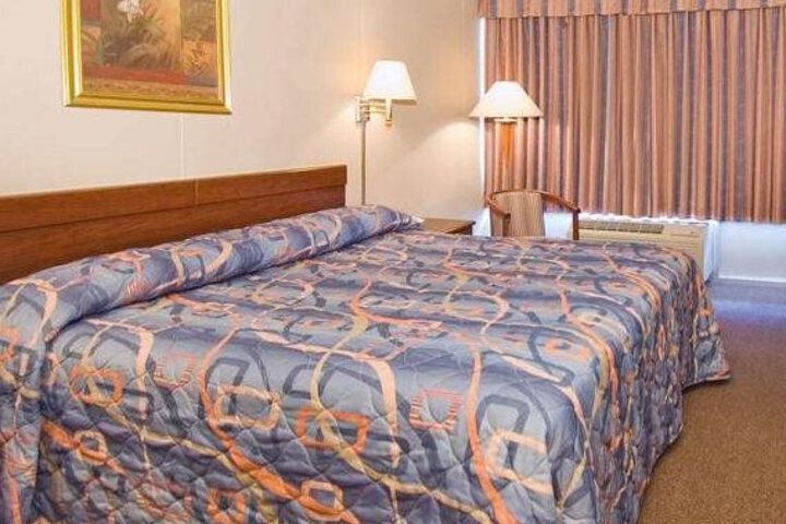 PLANTATION INN