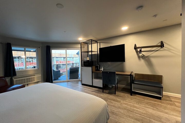 Room 29 of 52