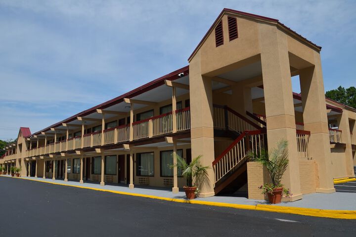Hotel 3 of 40