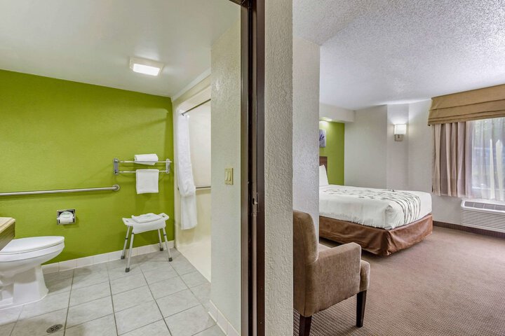 Room 27 of 45