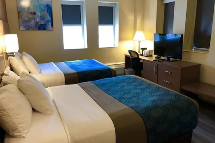 Room 12 of 40