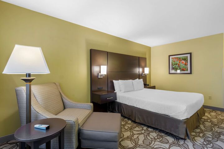 Room 36 of 40
