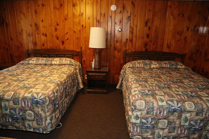 Room 6 of 7
