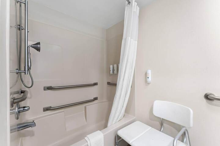 Quality Inn Sandersville