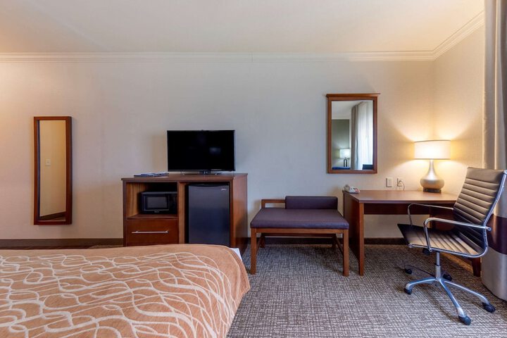 Room 16 of 31