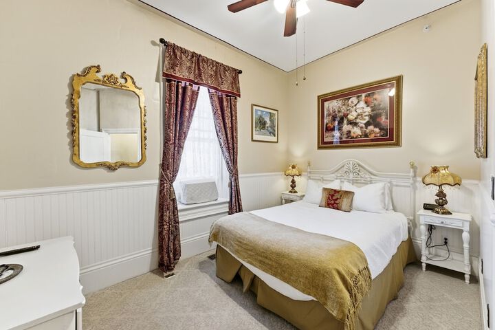 Heber Senator Bed and Breakfast