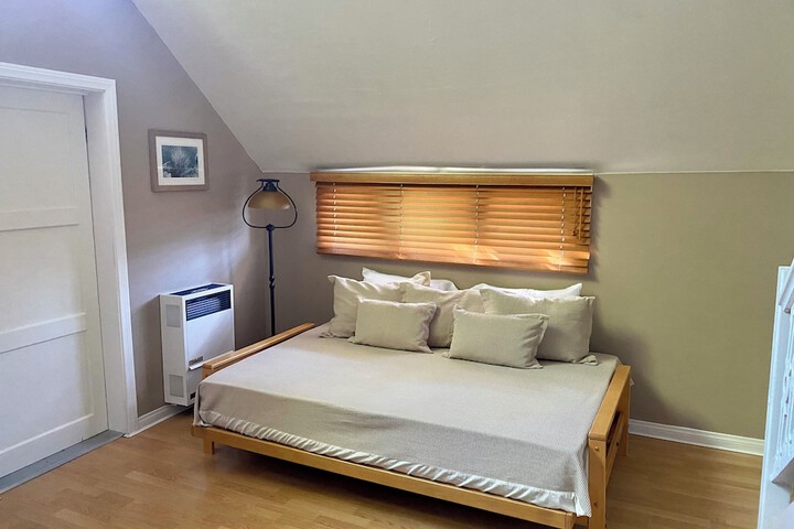 Room 48 of 116