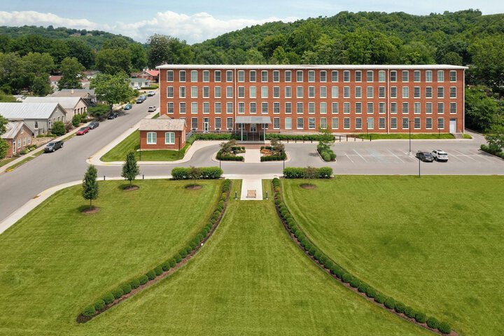 Hotel 7 of 82