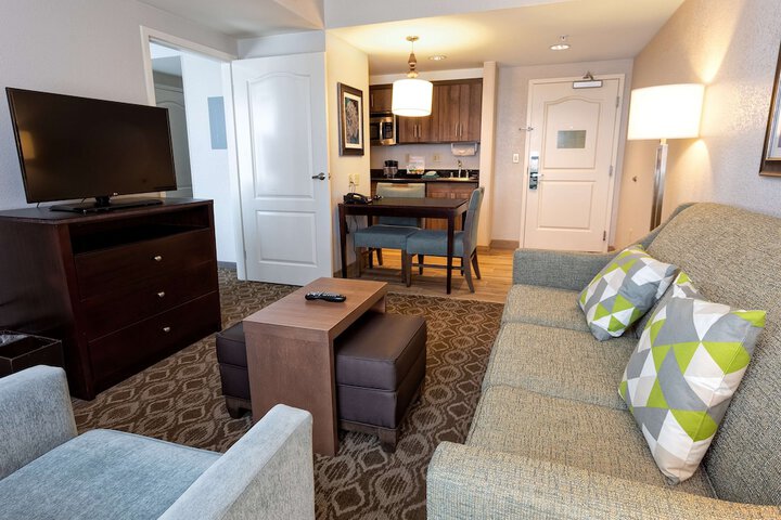 Room 32 of 58
