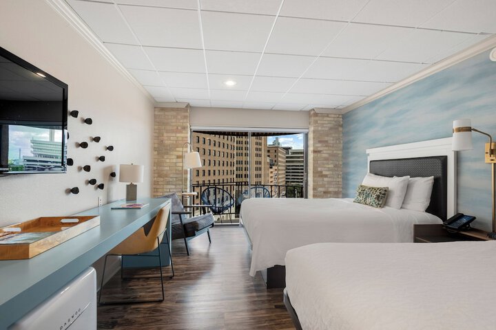 Room 105 of 250