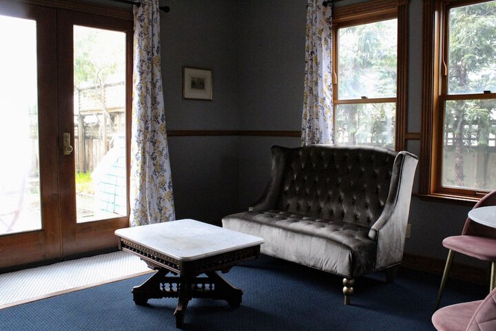 Room 15 of 115