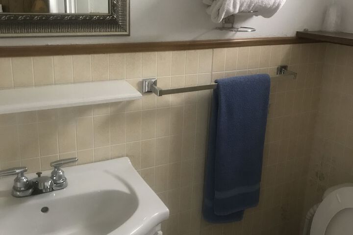Room 25 of 36