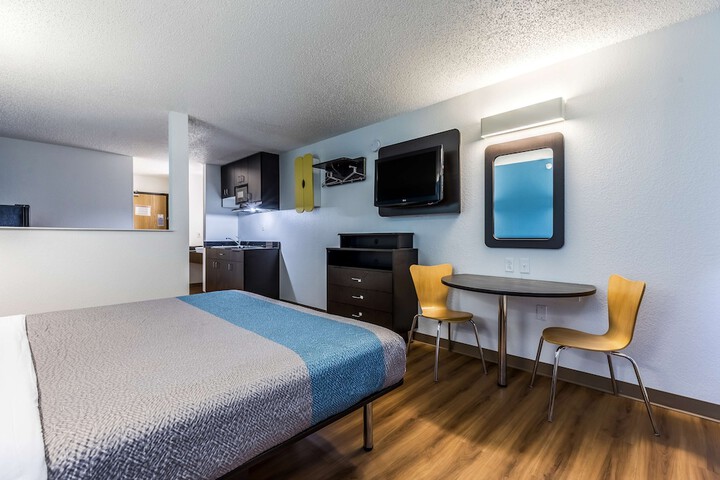 Room 20 of 36