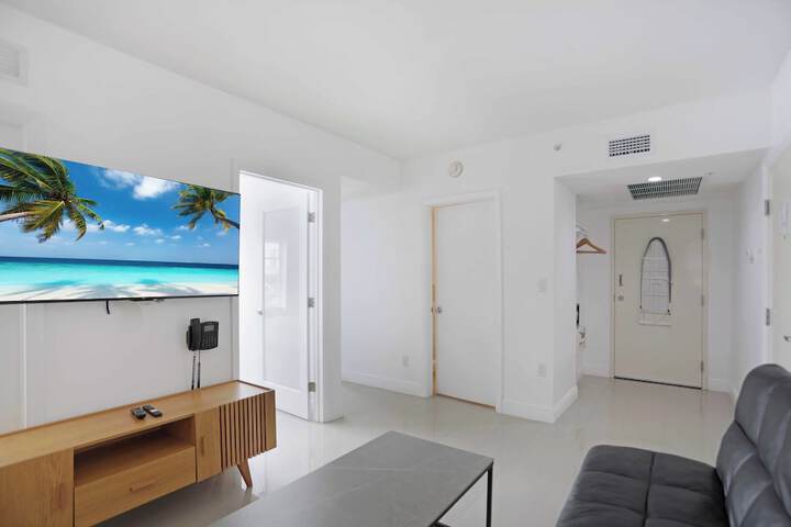 Room 44 of 167