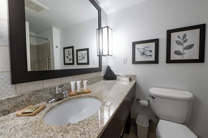 Country Inn & Suites by Radisson Lake George (Queensbury), NY