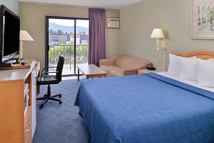 Room 22 of 63