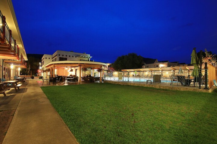 Hotel 5 of 39
