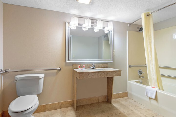 Room 19 of 26