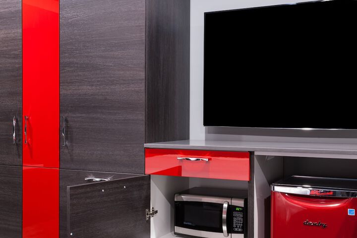 Room 10 of 20