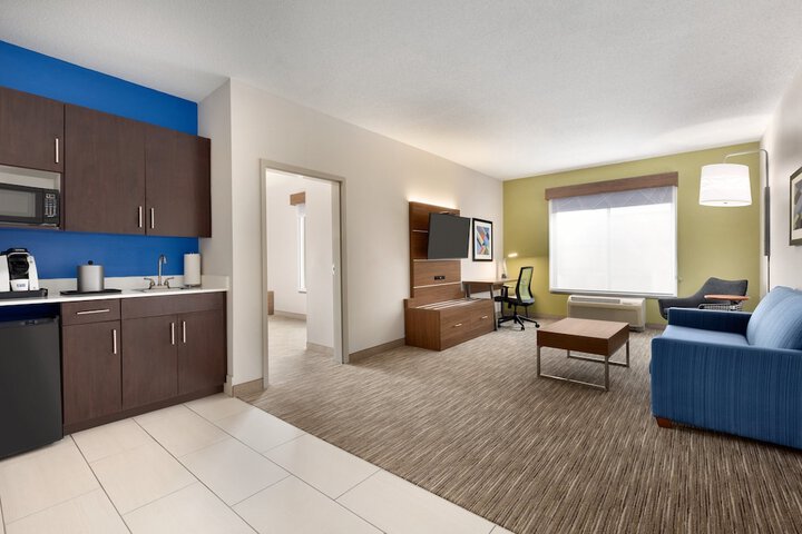 Room 51 of 81