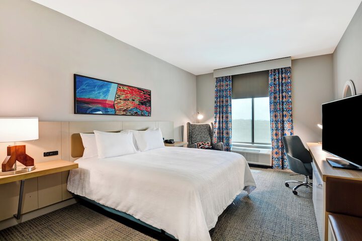 Room 12 of 40